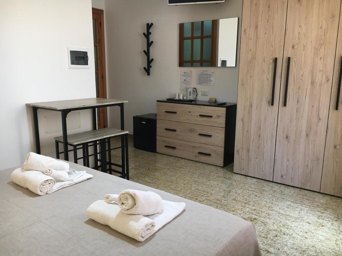 Mille Soli Bed And Breakfast Buggerru Exterior foto